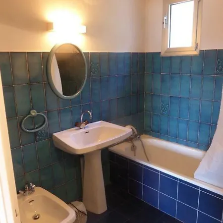 Bel Duplex Avec Parking, Proche Des Plages Et Commerces * Ajaccio (Corsica)