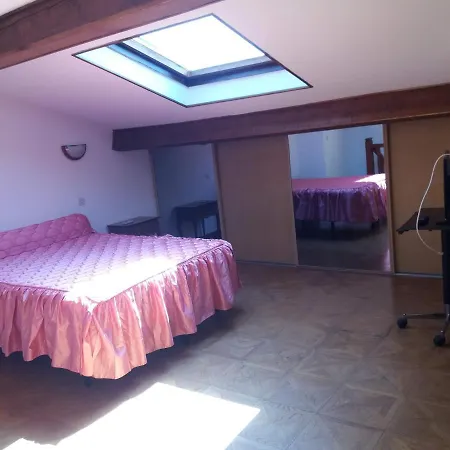 Bel Duplex Avec Parking, Proche Des Plages Et Commerces *